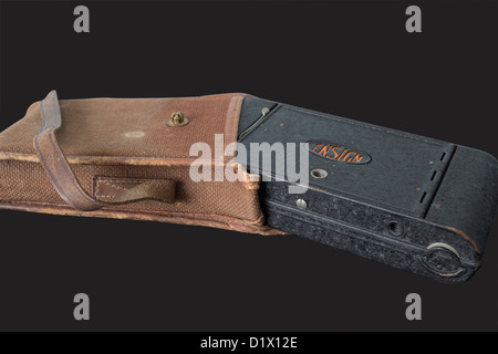 Vintage Ensign "ALL DISTANCE" Pocket camera model no 1 and case Stock Photo