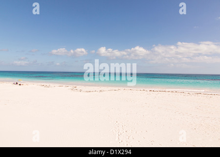 The pink sands beach in Dunmore Town, Harbour Island, The Bahamas Stock Photo