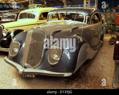 Automobile Museum Reims Champagne 1936 Panhard et Levassor Dynamic 130, X76 Stock Photo