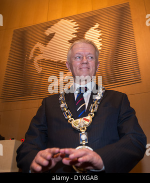 Fritz Kuhn, new mayor of Stuttgart, wears the chain of office during his assumption of office at the city hall in Stuttgart, Germany, 07 January 2013. Photo: MARIJAN MURAT Stock Photo