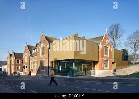 Maidstone Museum, Maidstone, United Kingdom. Architect: Hugh Broughton Architects Limited, 2012. Exterior corner elevation of ne Stock Photo