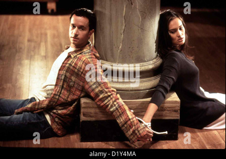 Chaos-Junior - Ein Trottel Im Gerichtssaal  Jury Duty  Tommy (Pauly Shore) und Monica (Tia Carrere) *** Local Caption *** 1995 Stock Photo