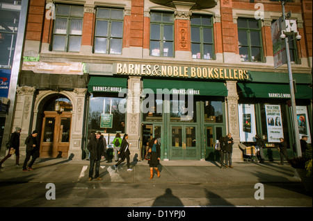 A Barnes & Noble bookstore off of Union Square in New York Stock Photo