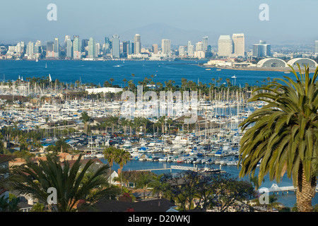 SHELTER ISLAND YACHT CLUB SAN DIEGO SKYLINE CALIFORNIA USA Stock Photo