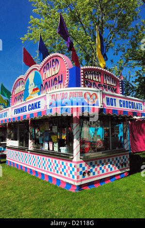 USA Illinois South Elgin summer community fair concession stand Stock Photo