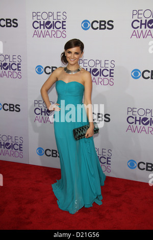 Actress Rachael Leigh Cook arrives the 39th Annual People's Choice