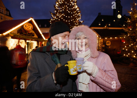 a couple at the Christmas market in Annaberg-Buchholz Stock Photo