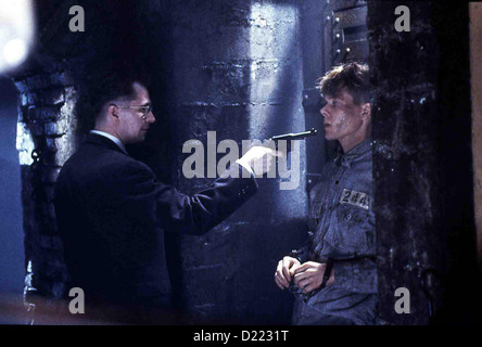 Murder In First - Lebenslang Alcatraz  Murder In First  Milton Glenn (Gary Oldman), Henri Young (Kevin Bacon) *** Local Caption Stock Photo