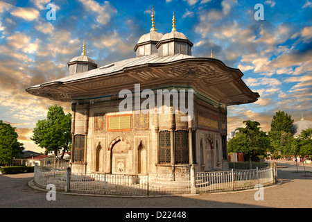 The Fountain of Sultan Ahmed III (Turkish: III. Ahmet Çe.mesi) is a fountain in a Turkish rococo structure built 1728, Istanbul Stock Photo