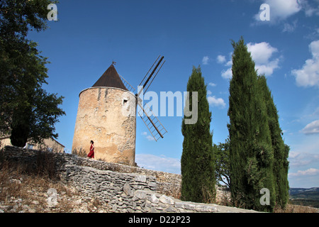 Old windmill in the village of St. Saturnin-Les-Apt in the Haute-Provence Stock Photo