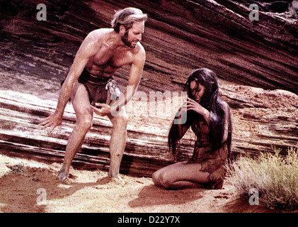 Planet Der Affen  Planet Apes  Charlton Heston, Linda Harrison Als Taylor (Charlton Heston) und Nova (Linda Harrison) die Stock Photo