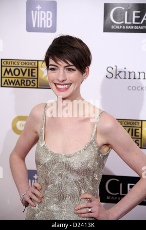 Actress Anne Hathaway arrives at the 18th Annual Critics' Choice Awards at The Barker Hanger in Santa Monica, USA, on 10 January 2013. Photo: Hubert Boesl/dpa Stock Photo
