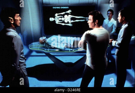 Star Trek - Der Film  Star Trek: Motion Picture  Leonard Nimoy, Persis Khambatta, William Shatner, DeForest Kelly Mr. Spock Stock Photo