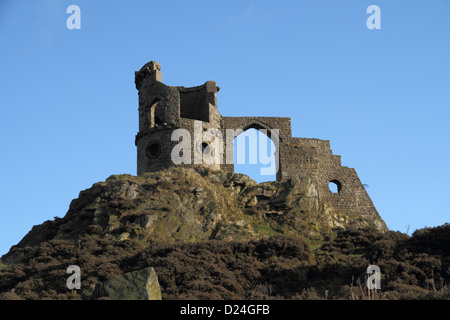 Mow Cop 'castle' (folly) near Stoke-on-Trent, on the Staffs / Cheshire border, UK Stock Photo