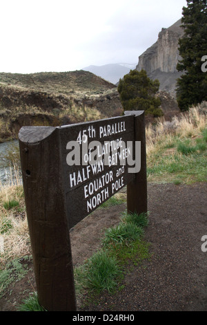 45th parallel sign Yellowstone National Park Wyoming Latitude halfway between equator and North Pole Stock Photo