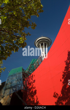 HISTORICAL 2009 SPACE NEEDLE EXPERIENCE MUSIC PROJECT  (© FRANK GEHRY 1995) SPACE NEEDLE TOWER (©JOHN GRAHAM & CO 1961) SEATTLE WASHINGTON STATE USA Stock Photo