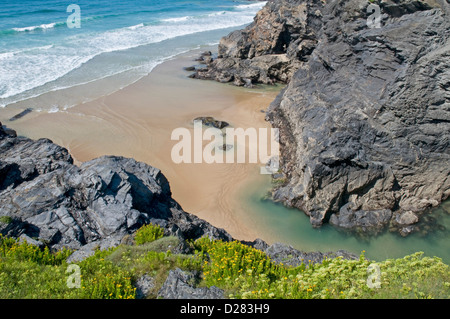 Beautiful deserted cove on the north Cornwall coast about a mile south of Treyarnon Bay Stock Photo