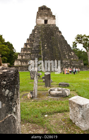 Temples in Tikal National Park (Parque Nacional Tikal) UNESCO World Heritage Site, Guatemala. Stock Photo