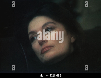 Ein Mann Und Eine Frau: 20 Jahre Spaeter  Un Homme Et Une Femme: Vingt Ans Deja  ANOUK AIMEE, 1986 Anne (Anouk Aimee) *** Local Stock Photo