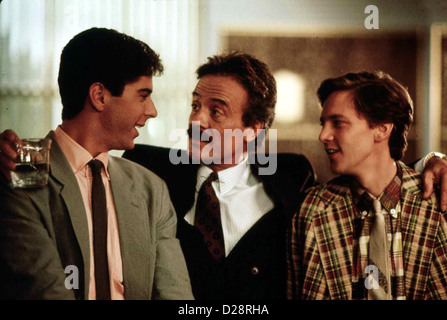 Immer Aerger Mit Bernie  Weekend At Bernie's  Jonathan Silverman, Terry Kiser, Andrew McCarthy Bernie (Terry Kiser,m) laedt Stock Photo