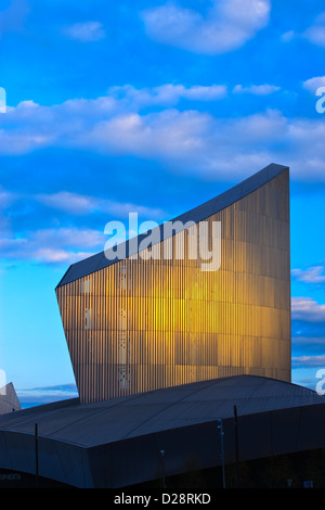 Imperial War Museum North Salford Quays Greater Manchester Lancashire England at twilight Stock Photo