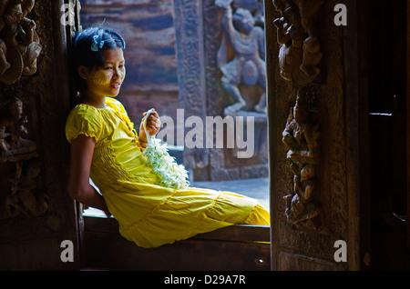 Intricate carvings at Bagaya Monastery, Innwa, Mandalay Stock Photo