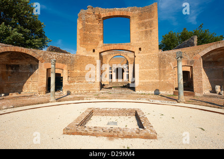 The Tre Esedre Banquet Hall of Hadrian’s Villa ( Villa Adriana ) Stock Photo