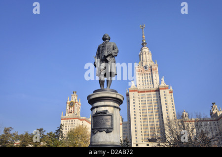 Lomonosov monument and main building of Moscow state University behind it Stock Photo