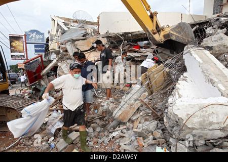 Padang, Indonesia, clean up work in the inner city Stock Photo