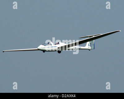 PH-1001 is a Grob G-103C Twin 3 glider, operated by Vliegclub Teuge ...