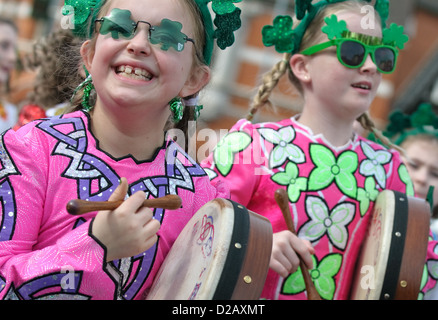 Young Irish Dancers take part in The St Patrick's Day Parade in Digbeth, Birmingham, England ,UK Stock Photo