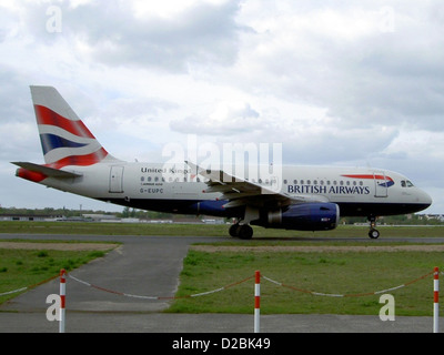Airbus A319-131 British Airways G-EUPC at Berlin Tegel Stock Photo