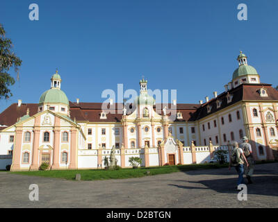 (dpa FILE) A file picture dated 02 September 2011 shows a view at the Marienthal Convent near Ostritz, Germany. Foto: Franz-Peter Tschauner Stock Photo