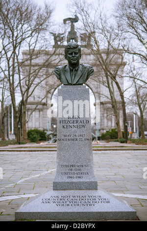 John F. Kennedy Memorial at Grand Army Plaza in Brooklyn in New York Stock Photo
