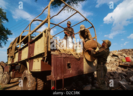 India, Maharashtra, Latur. Clean Up After Destruction From 1993 Earthquake. (Army Rescue) Stock Photo