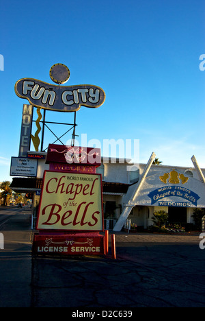 Seedy old section of Las Vegas Boulevard Strip 'World Famous Chapel of the Bells' Fun City motel Stock Photo