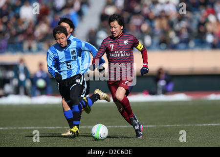 (L to R)  Daiki Yano (Hosho),  Keiya Sento (Kyoto Tachibana),  JANUARY 19, 2013 - Football /Soccer :  91st All Japan High School Soccer Tournament  Final  between Hosho 2(5PK3)2 Kyoto Tachibana  at National Stadium, Tokyo, Japan.  (Photo by YUTAKA/AFLO SPORT) [1040] Stock Photo