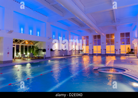 Hotel leisure centre swimming pool under coloured lighting at De Vere Hotel Bournmouth Stock Photo