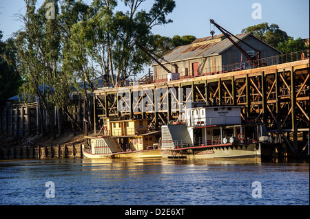 The recently restored Echuca wharf at sunrise, Echuca, Victoria, Australia Stock Photo