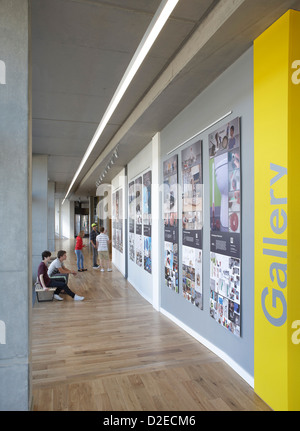 Loughborough Design School, Loughborough, United Kingdom. Architect: Burwell Deakins Architects, 2011. View along corridor with Stock Photo