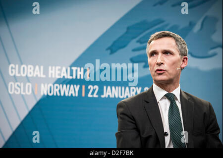 Oslo, Norway. 22nd January 2013. Norwegian PM Jens Stoltenberg during discussion about international health with Bill Gates at Astrup Fearnley Museum in Oslo. Stock Photo