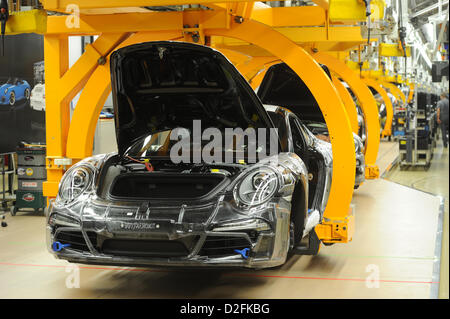 The main assembly line of the model Porsche 911, photographed in the Porsche factory in Stuttgart Zuffenhausen on Tuesday, the 24th of January in 2012. Photo: Uli Deck dpa Stock Photo