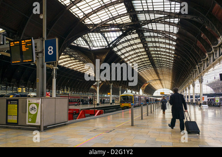 Train platform at Paddington station, London, UK Stock Photo