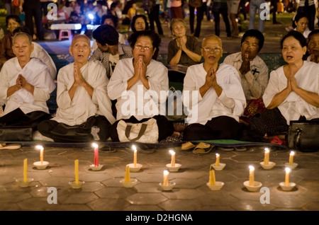 People mourn the late king Norodom Sihanuk of Cambodia Stock Photo