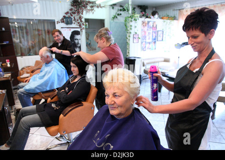 Osinow Dolny, Poland, customers in Frisoersalon Halina be styled Stock Photo