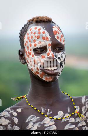 Kara tribe boy with painted body, South Omo, Ethiopia Stock Photo - Alamy