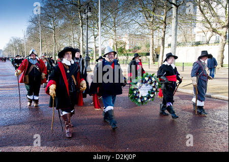 London, UK. 27th Jan, 2013. Members of the English Civil War Society gather on Pall Mall.  The English Civil War reenactors carry a wreath to a service to commemorate the execution of King Charles I. Photographer: Gordon Scammell Stock Photo