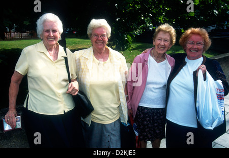 Group of 4 elderly women, Southwark, south London, UK. Stock Photo
