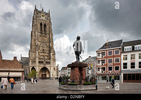 The statue of Ambiorix at the Great Market and the Tongeren Basilica / Onze-Lieve-Vrouwe Basiliek at Tongeren, Belgium Stock Photo