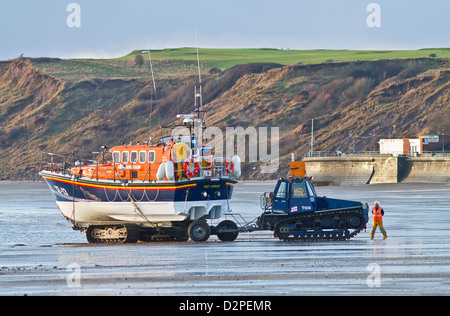 the filey lifeboat is been put into action Stock Photo